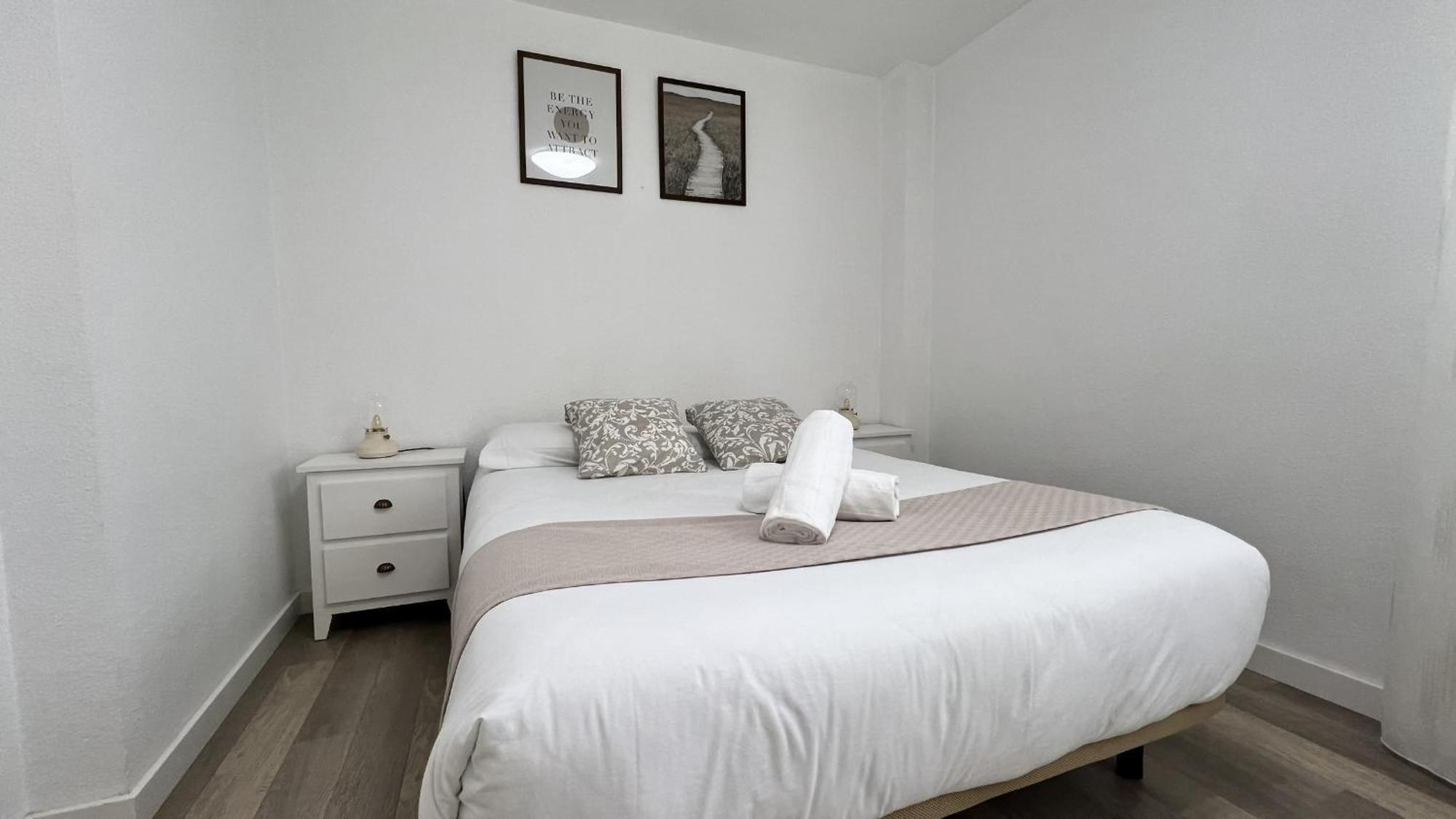 Apartamenticos Plaza Del Pilar III Zaragoza Buitenkant foto